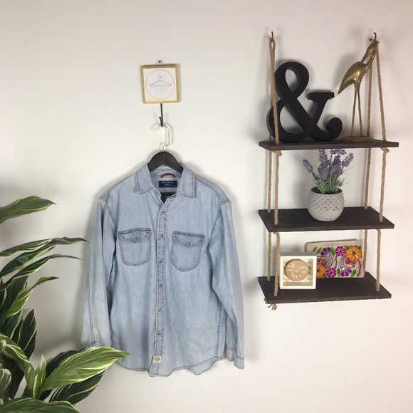 Levi's Other - Levi Strauss Men's Denim Chambray Button Down